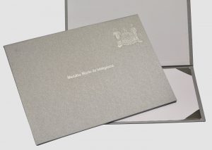 POrta diplomas personalizado em couro sintetico e gravação (2)
